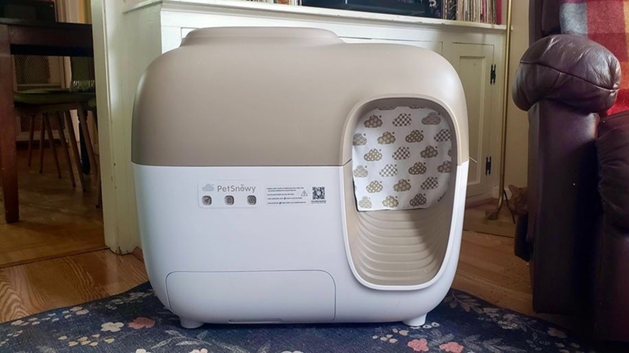 SNOW+ Smart Litter Box: Keeping Your Home Fresh and Your Cat Happy